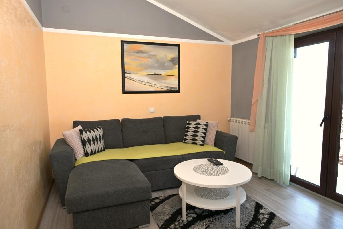 Apartments Ruza Umag Exterior foto
